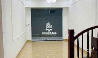 Bán nhà Gần AEON Long Biên Ô TÔ ĐỖ CỬA   MỚI XÂY 5 tầng  dưới 3 tỷ LH: 0813.555.838 – 0939.555.282