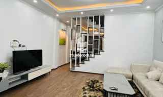 Cần bán gấp Nhà Đẹp ở Trương Định, gần phố, ngõ thoáng rộng,DT 62m2, giá 5.25 tỷ 