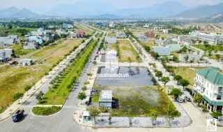 CẦN HÀNG GOLDEN HILL VÀ LAKESIDE GIÁ ĐẦU TƯ