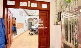NHÀ ĐẸP KIM GIANG - KHUNG CỘT BÊ TÔNG- CÓ SÂN RỘNG ĐỂ XE-NHỈNH 6 TỶ