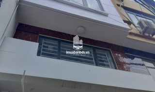 BÁN NHÀ KIM GIANG-Ô TÔ ĐỖ CỬA-NHÀ ĐẸP 33M-5 TẦNG GIÁ 5,45 TỶ