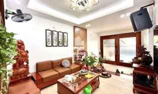 Bán SIÊU PHẨM Ô TÔ ĐỖ CỬA 50 m2 giá 14.4 TỶ tại Thái Thịnh, Đống Đa.
