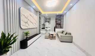 NHÀ ĐẸP Ở LUÔN TRẦN QUỐC VƯỢNG  - THOÁNG TRƯỚC SAU - NGÕ 3 GÁC PHÓNG - GẦN PHỐ - NỘI THẤT XỊN -