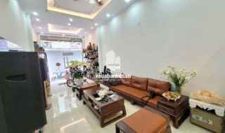 Bán nhà Cổ Linh - 45m2- Thang máy - Ô tô - Nhà đẹp ở ngay - chỉ nhình 7 tỷ