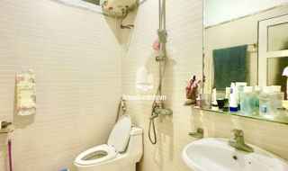 Bán nhà Nguyễn Ngọc Vũ ,DT 62m, Giá chỉ 8.5 tỷ.
