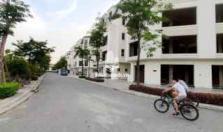 H Nhà YÊn Vĩnh 30m2, Sở hữu ngõ riêng, nông, thẳng tắp, sát vách khu đô thị Hinode