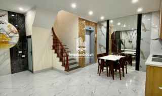 Bán nhà phố Bồ Đề, Hà Nội