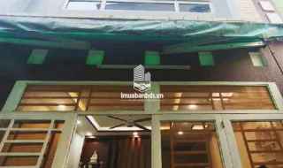 Nhà  𝙏𝙃𝙊Ạ𝙄 𝙉𝙂Ọ𝘾 𝙃Ầ𝙐 , hẻm thông 3,5m .