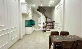 Bán nhà ngọc lâm long biên 32m2 5 tầng xây mới full nội thất giá nhỉnh 5 tỷ