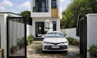 Căn góc Nguyễn Chí Thanh nhà trệt lầu có sân xe hơi giá 2,98 tỷ. Sổ hồng riêng