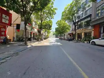 NHÀ MẶT PHỐ CẦU GIẤY – KINH DOANH ĐA NGÀNH NGHỀ - CỰC HIẾM NHÀ BÁN 