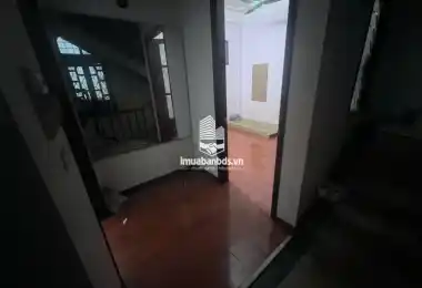 Cho thuê nhà ngõ phố Trung Liệt, Hà Hà Nội. Diện tích 50 m², 4 tầng, 4PN và 4WC. 